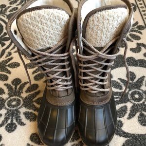 Waterproof snow / rain boots